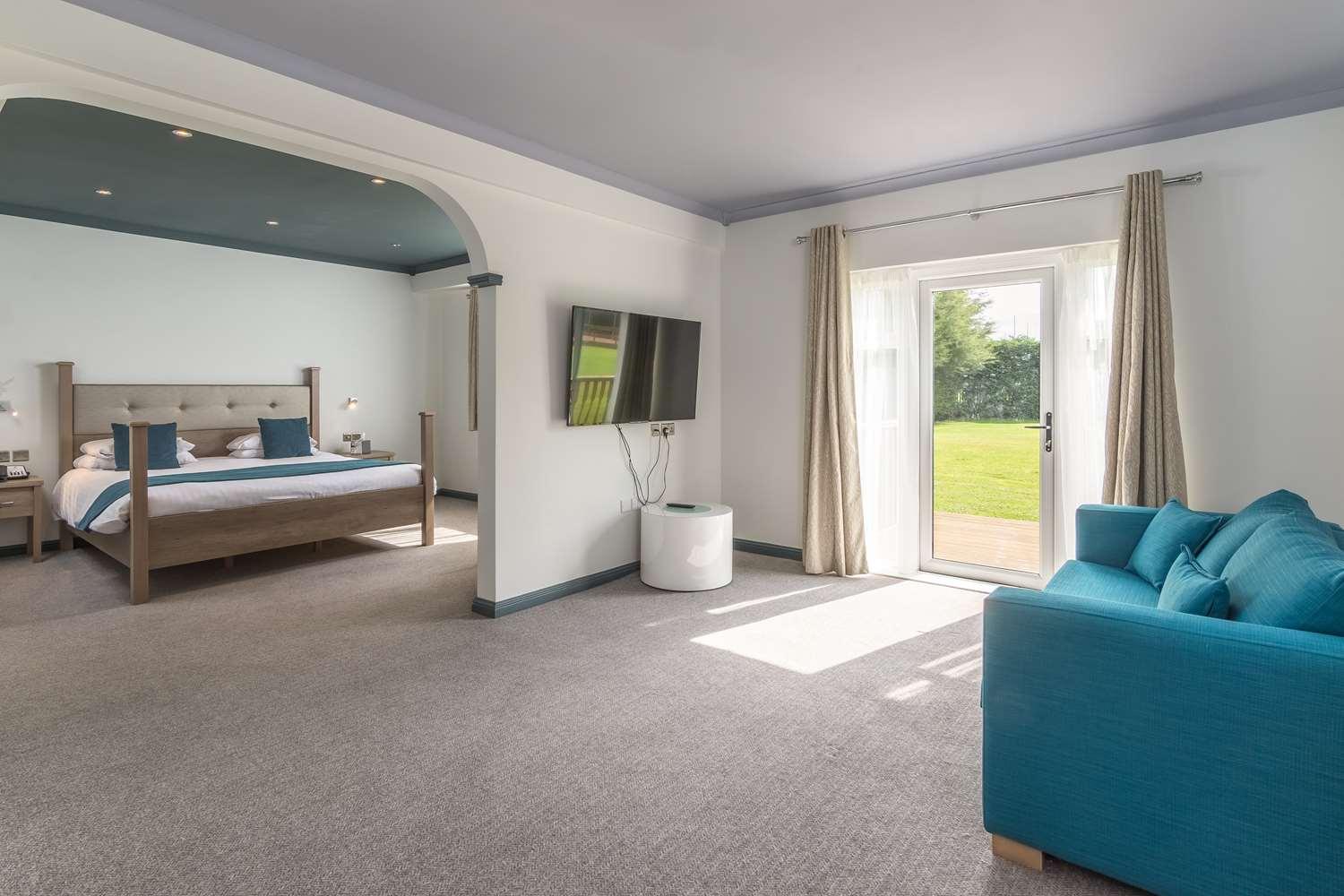 Best Western Rockingham Forest Hotel Corby Bagian luar foto