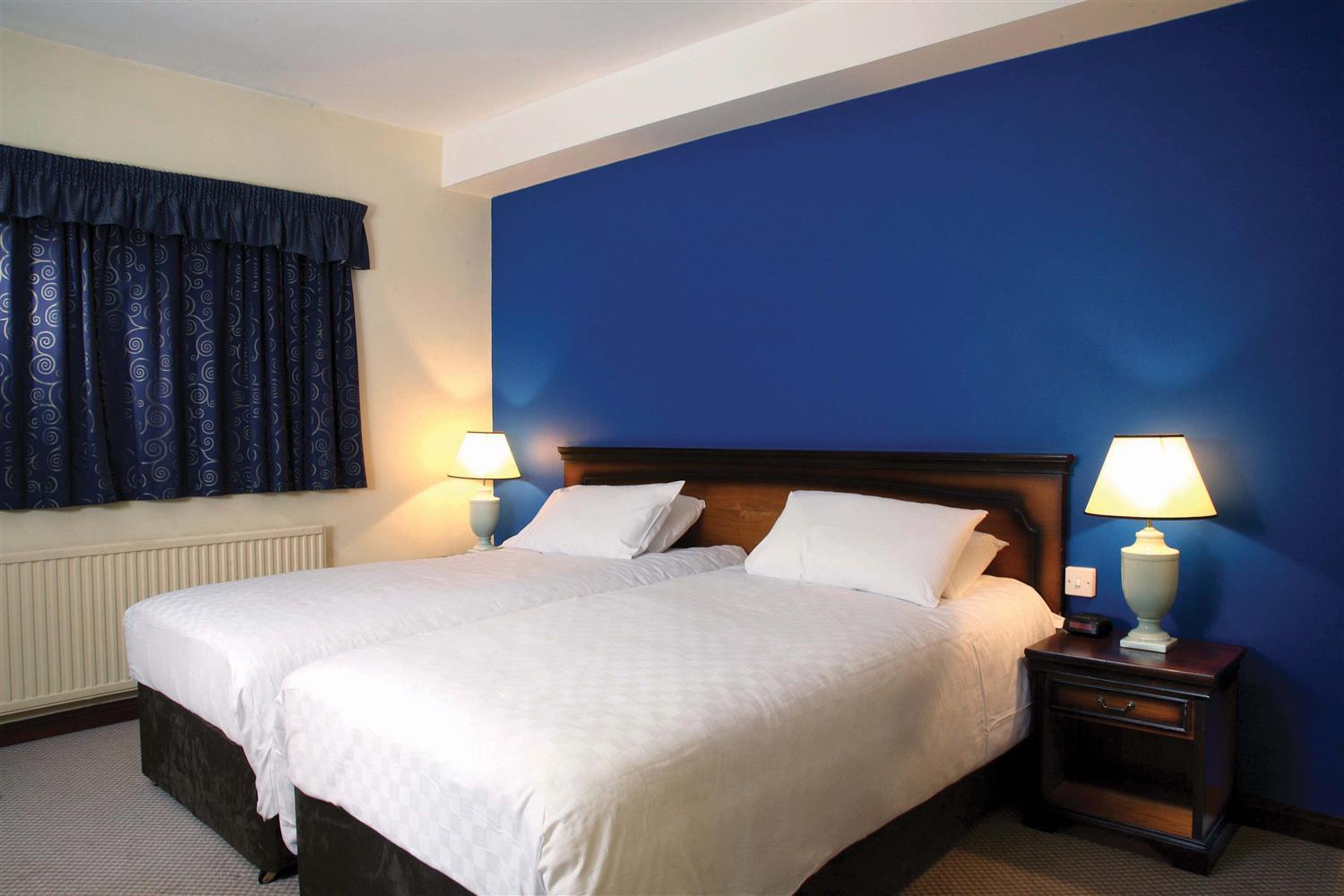 Best Western Rockingham Forest Hotel Corby Bagian luar foto