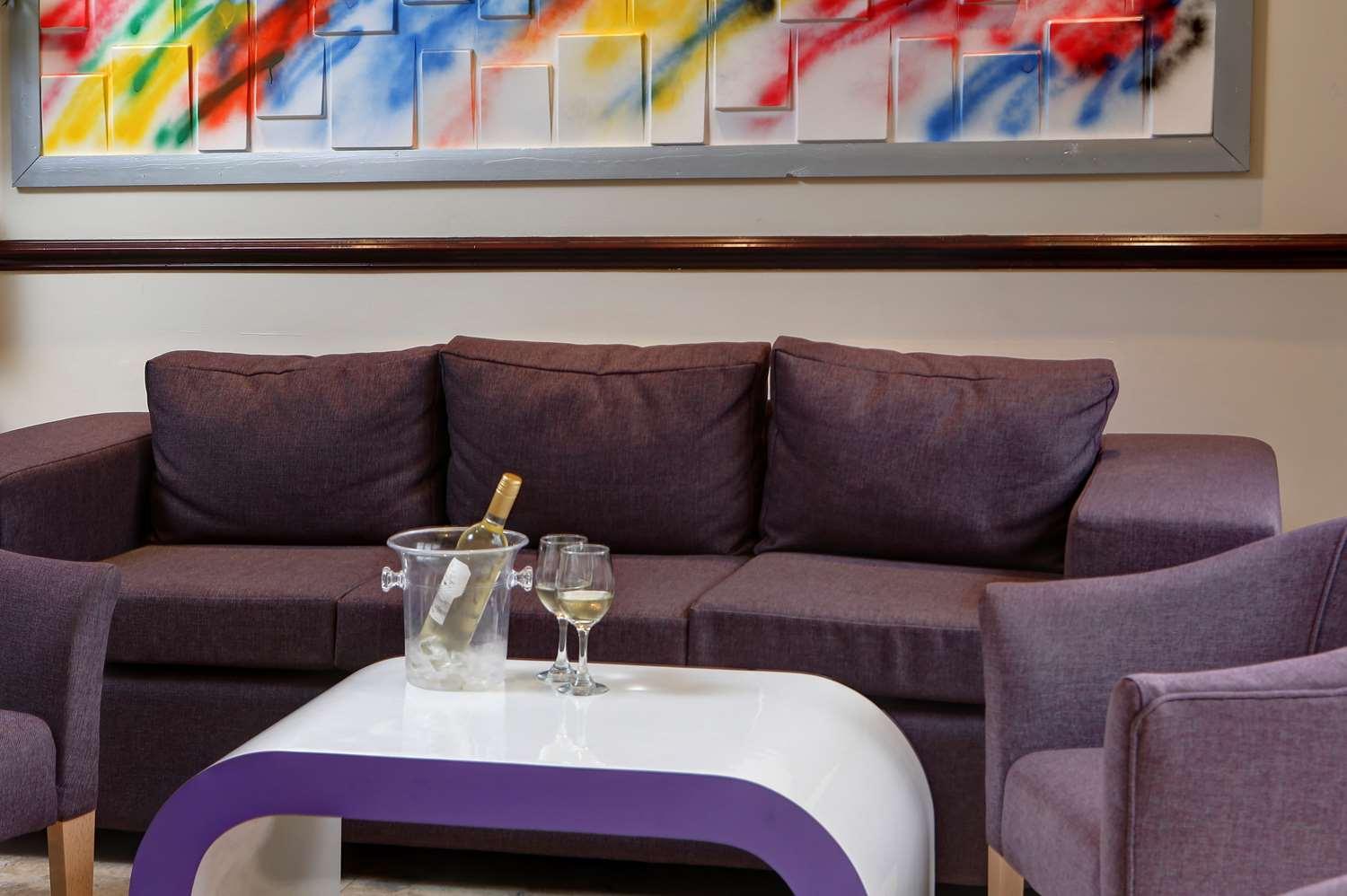 Best Western Rockingham Forest Hotel Corby Bagian luar foto