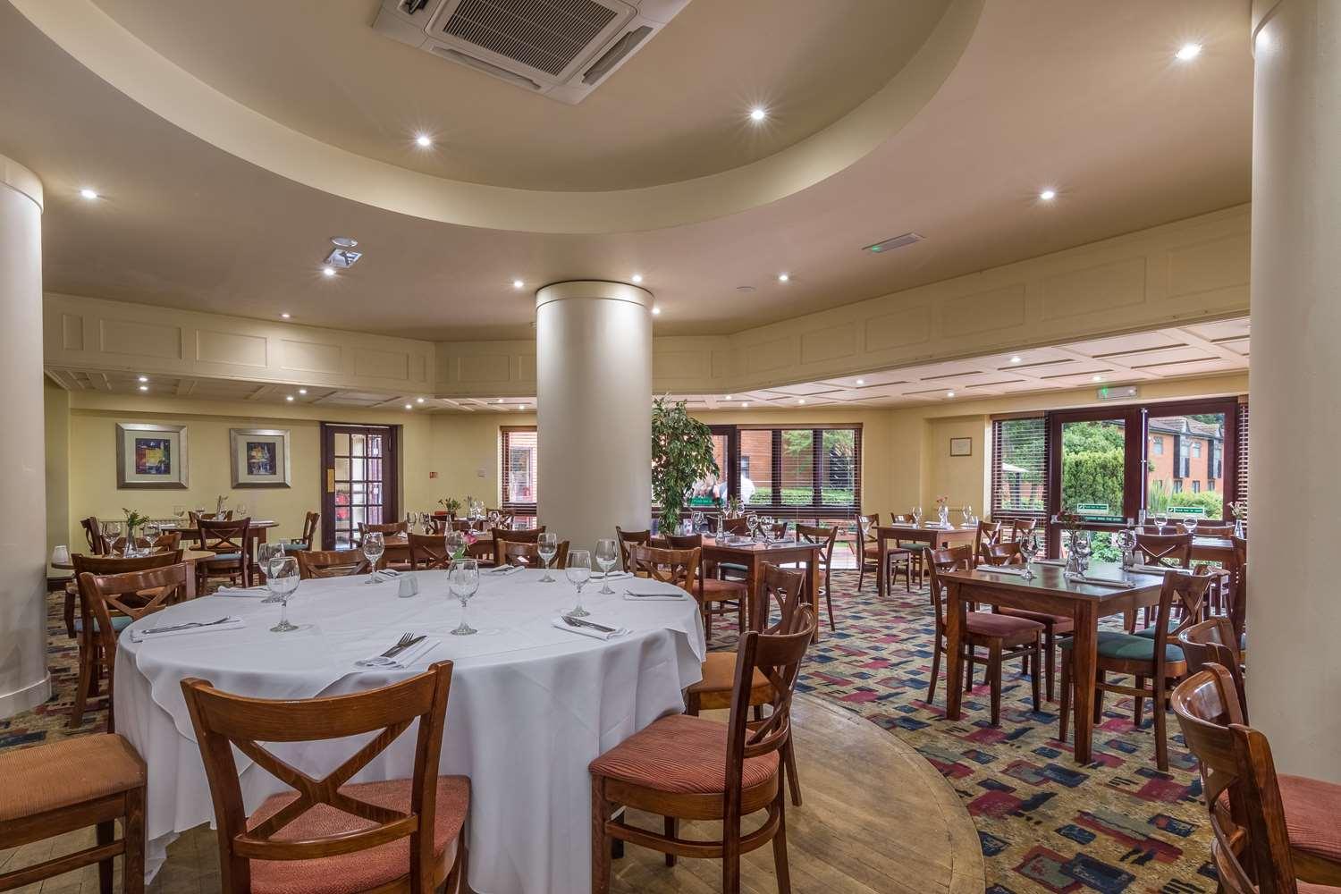 Best Western Rockingham Forest Hotel Corby Bagian luar foto