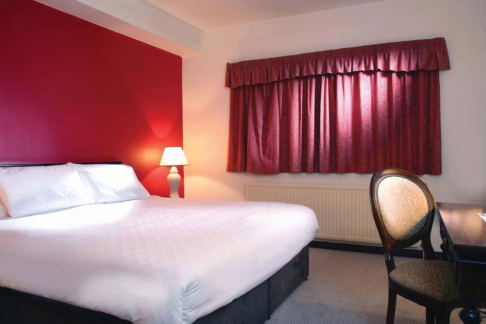 Best Western Rockingham Forest Hotel Corby Bagian luar foto