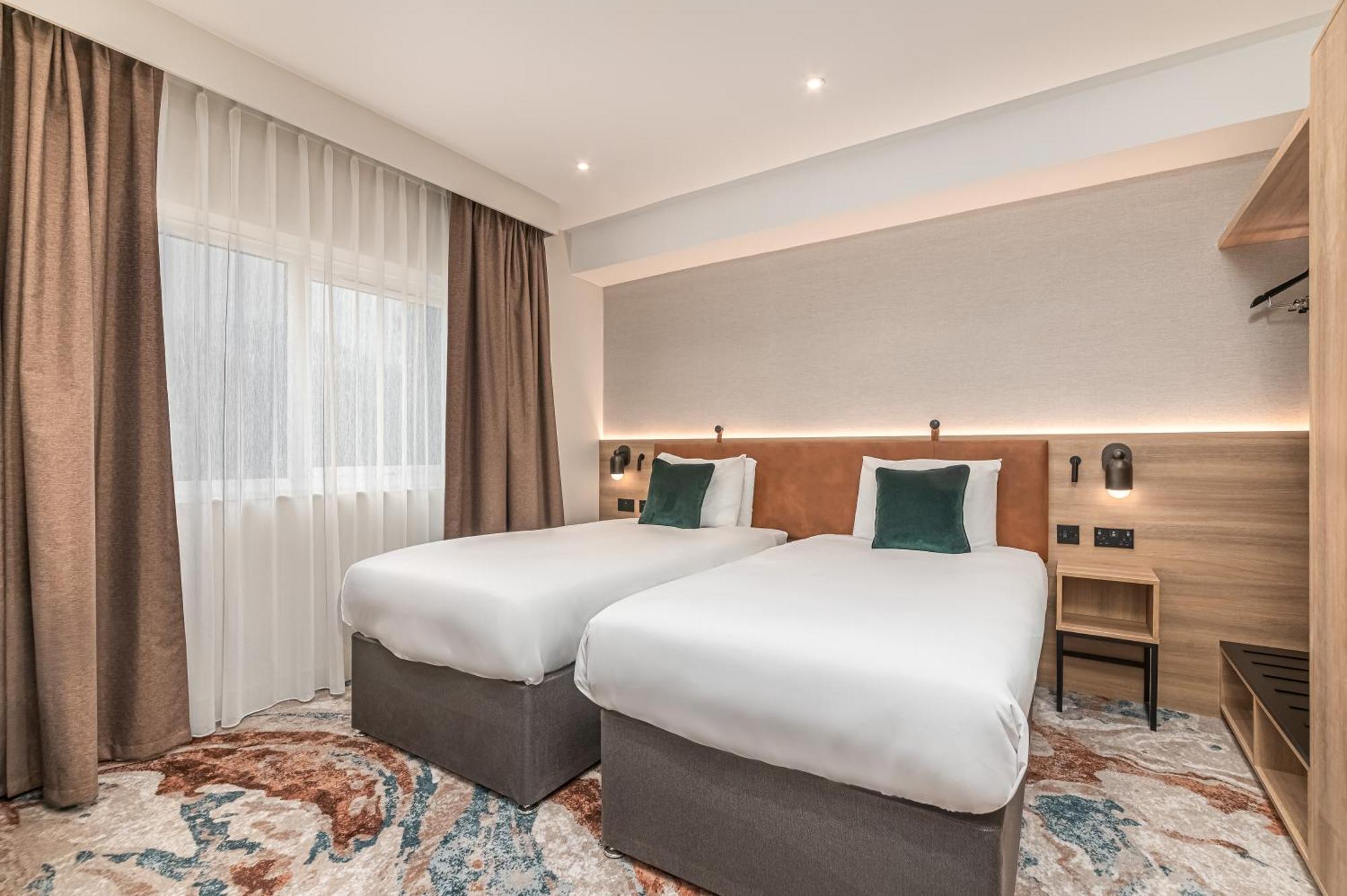 Best Western Rockingham Forest Hotel Corby Bagian luar foto