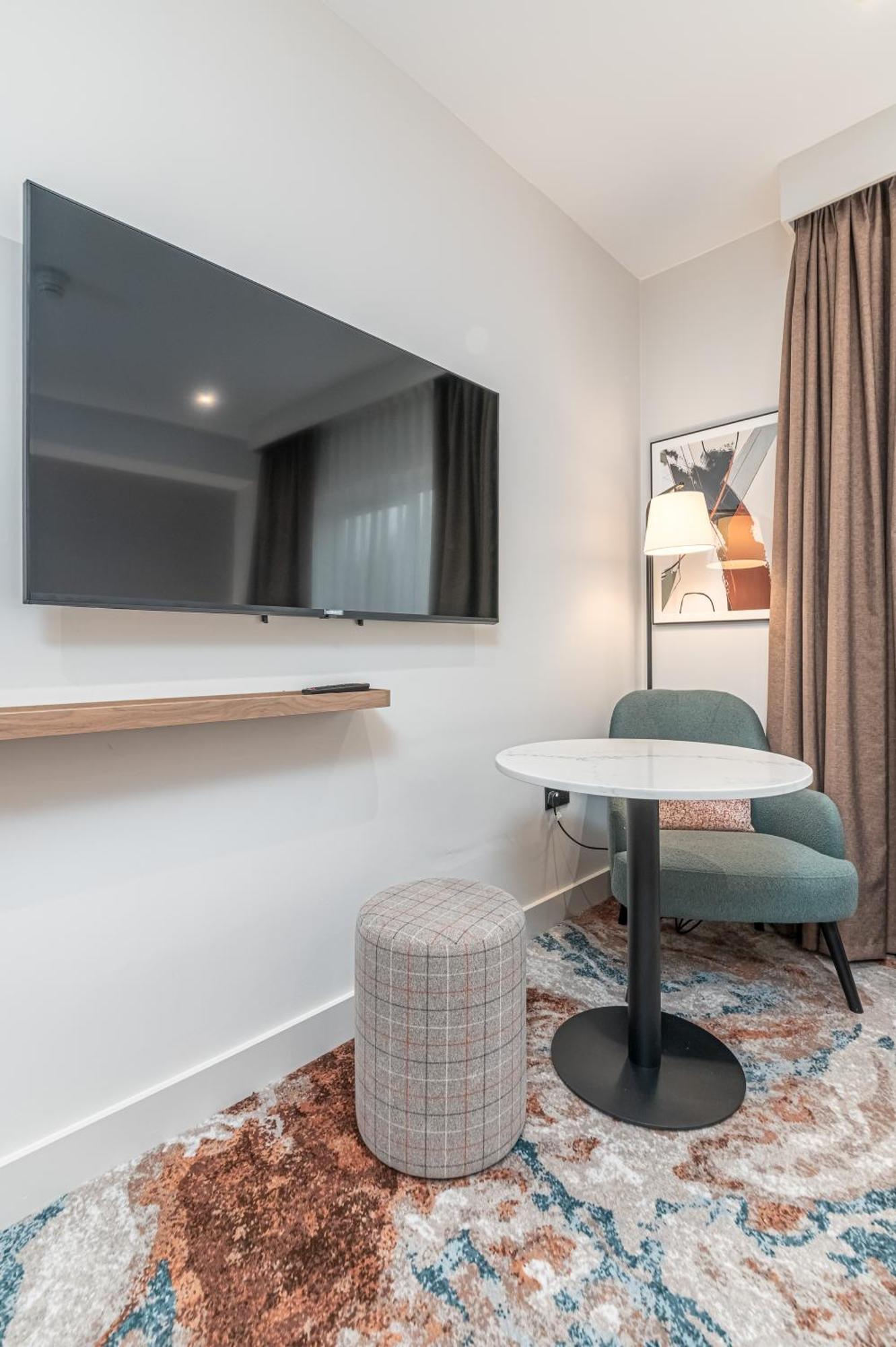 Best Western Rockingham Forest Hotel Corby Bagian luar foto