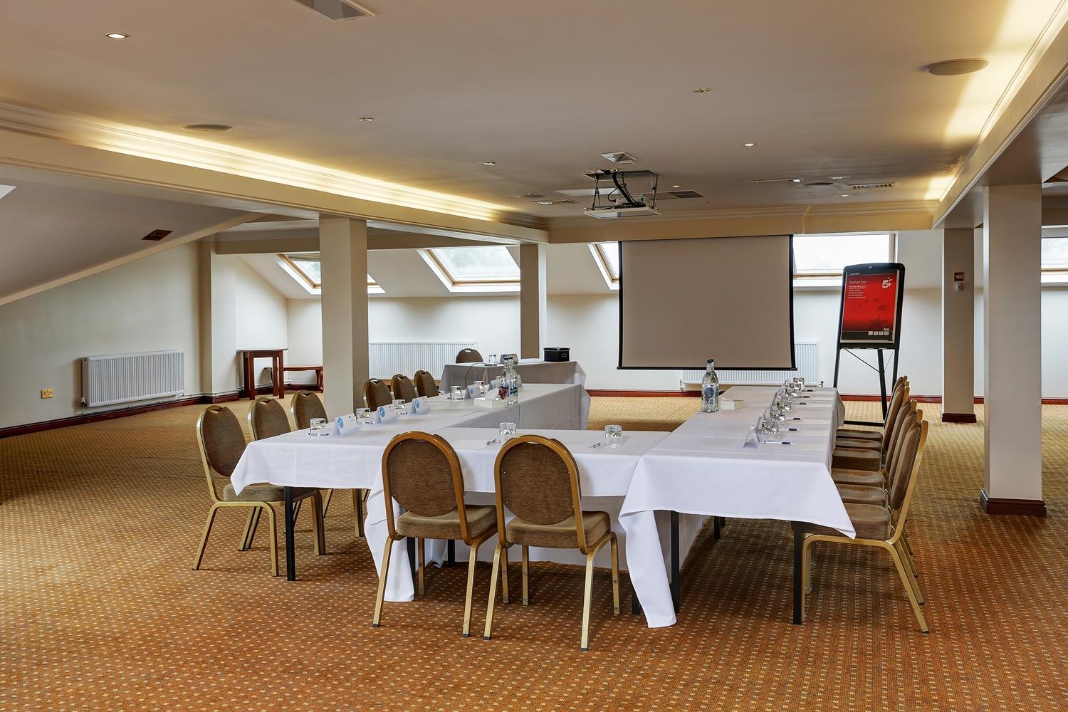 Best Western Rockingham Forest Hotel Corby Bagian luar foto