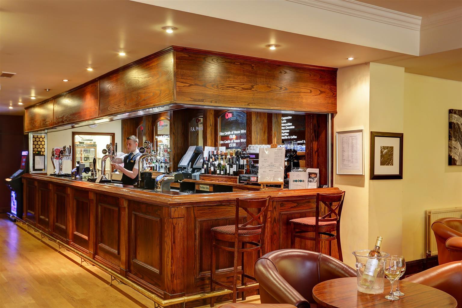 Best Western Rockingham Forest Hotel Corby Bagian luar foto